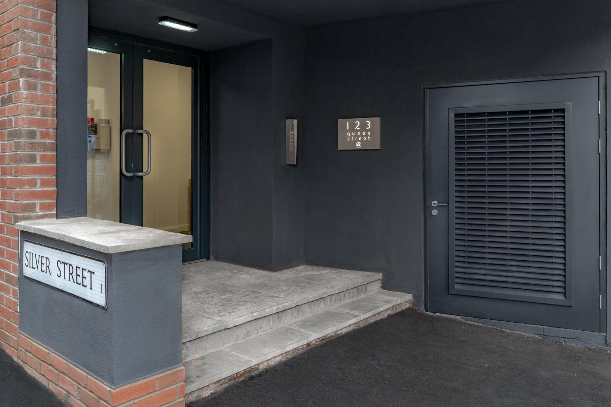 123 Queen Street - Home Crowd Luxury Apartments Sheffield Esterno foto